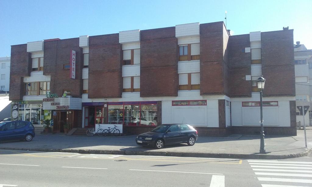 Hotel Puente De Los Santos Tapia De Casariego Exterior foto